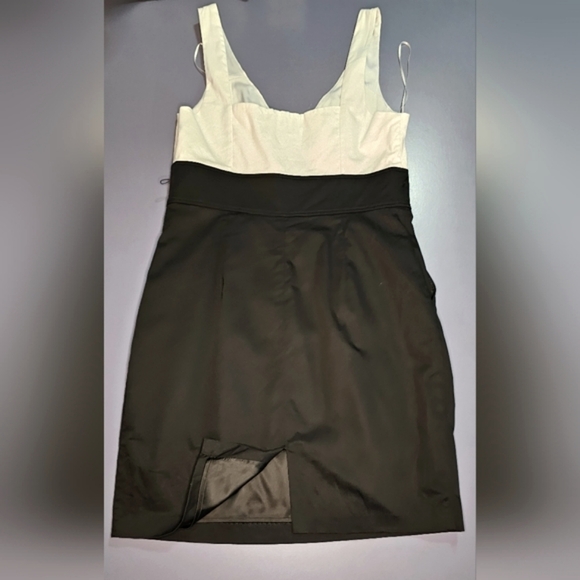 [EXPRESS STUDIO DESIGN] Black & White Colorblock Mini Dress《12》Like NEW - Picture 13 of 16